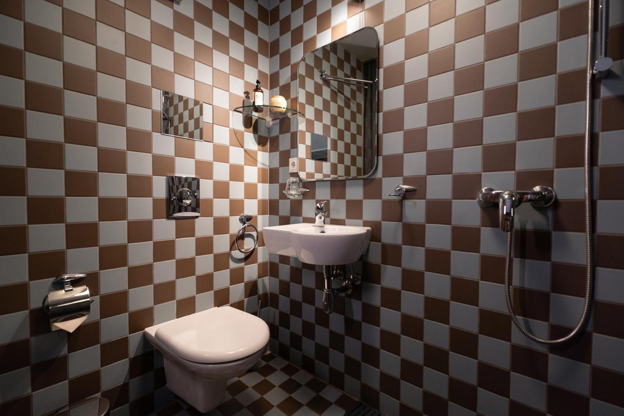 Two Wheels Hotel